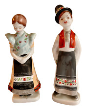 Vintage Hallohaza Hungarian Porcelain Pair, Folk Art  1970s Figurines 6.5