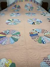 Vtg 30's Dresden Plate Quilt Scalloped Edge Hand stitched feed-sack 72 X 87 picture