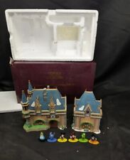 Dept 56 Disney Parks Village series Mickeys Christmas Carol Castle #5350-3 L1540 picture