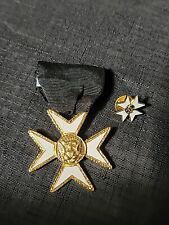 Knights Templar White Enamel Maltese Cross US Eagle Seal Medal & Lapel Pin Vtg picture
