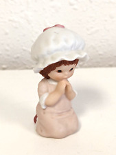 Vintage Hallmark 1964 Mary Figurine Girl Knelling Praying Mini Porcelain Taiwan picture
