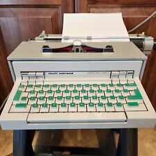 Olivetti Underwood Praxis 48 Typewriter As Is Keys Don't Work See Video picture