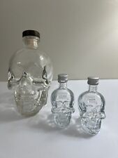Crystal Head Vodka SKULL BOTTLE with Two Matching Shot Glasses EUC picture