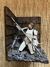 Star Wars Trash Compactor Bookend Han Solo Princess Gentle Giant picture