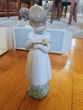 Rare Vintage 1990 Lladro Flowers for Mommy Figurine Girl Porcelain W/ Box #8021 picture