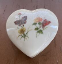 Vintage Takahashi Trinket box Porcelain Made in Japan Heart Shaped picture