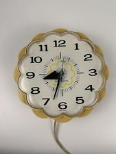 Vintage 1960s GE General Electric USA Yellow Daisy Flower Wall Clock Tested picture