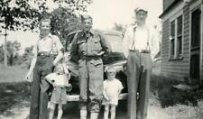 ZZ597-C Vtg Photo POSING WITH MILITARY BOARDER, CAR, CIGARETTE c 1940's picture