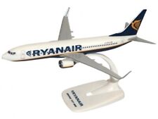 PPC Ryanair Boeing 737-800 EI-ENX Desk Top Display Jet Model 1/200 AV Airplane picture