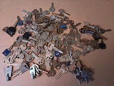 Huge Lot Of Assorted Cut Keys - House, Car, Safe, Vending - Approx 125 - 2.5lb picture