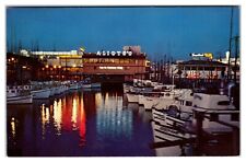 A Night Time View Of Alioto's at Fisherman's Wharf, San Fransisco, Postcard picture