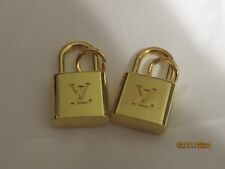 LV LOUIS VUITTON  2 ZIP PULL  CHARM 20X12MM VIVID gold, tone, THIS IS FOR 2 picture