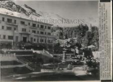 1943 Press Photo Former summer home of Shah converted to hotel in Teheran, Iran picture