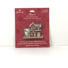 vintage hallmark 3D MAGNET hall’s train station 1998 collector’s series packaged picture