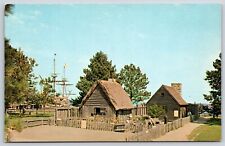 Postcard First Pilgrim Houses and Mayflower II, Plymouth, Massachusetts Unposted picture
