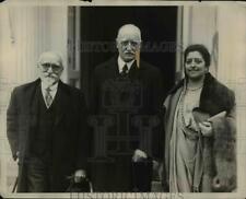 1927 Press Photo Sir Esme Howard, Doradji J. Tata & Lady Tata at White House picture