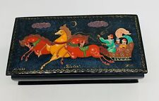 USSR SOVIET RUSSIA PALEKH VINTAGE BOX HORSES CARRIAGE LACQUER HAND PAINTED SIGN. picture