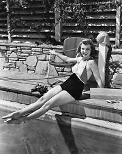 1940s Cinema Favorite BETTY FIELD Leggy POOL SIDE Photo  (175-I) picture