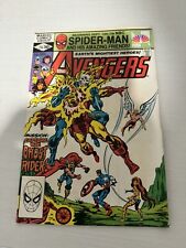 Avengers #214 Great condition Fast shipping picture