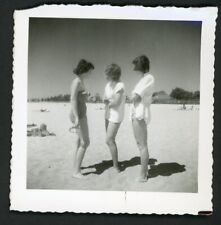 Three Women Friends Beach Look Away Photo 1960s Summer Swimsuit Legs picture
