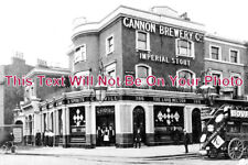 LO 1685 - The Lord Nelson Pub, Old Kent Road, London c1906 picture