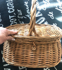 Vtg LG Traditional English Oval Willow WICKER Woven STORAGE BASKET  Lid Handle 1 picture