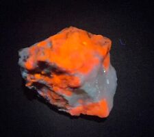 215 Carats Top Fluorescent Sharp Tenebrescent Hackmanite Crystal Piece From @AFG picture