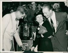 1940 Mr Mrs Elliott Roosevelt & Joe Kennedy Jr At Convention Politics 7X9 Photo picture