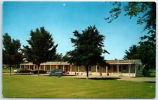 Postcard - Porky's Motel - Middleton, Wisconsin picture