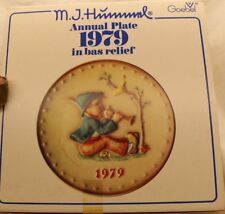 New in Box M. J. Hummel 9th Annual 1979 Collector Plate Goebel Singing Lessons picture