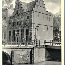 c1930s De Wallen, Amsterdam Oudezijds Voorburgwal Canal Bridge Postcard A121 picture