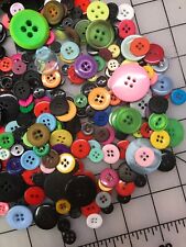 Craft Sewing Buttons Lot  200 Various Sizes Types Colors Vintage/new picture