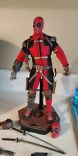 Marvel Sideshow Deadpool 1/6th Scale Loose Near Complete picture