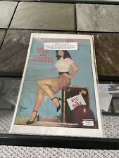 PERSONALITY COMICS - BETTY PAGE & JENNIFER CONNELLY + TRADING CARDS Sealed picture