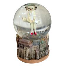 Vintage Betty Boop Mini Snow Globe New York Marilyn Moment 1999 Westland #6805 picture