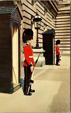London-England, Irish Guards on Sentry Duty, Vintage Postcard picture