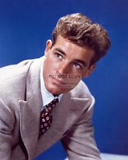GUY MADISON - 8X10 PUBLICITY PHOTO (BB-767) picture