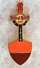 HARD ROCK CAFE ROME SOCCER TEAM AS ROMA TEAM LOGO SHIELD GUITAR PIN # 53488 picture