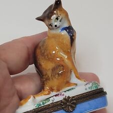 Limoges France Porcelain Peint Main Cat Trinket Box Painted Mouse Inside picture