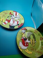 Disney A Season of Wonder Goofy & Donald Christmas Plates 8