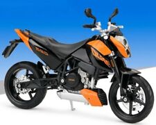 New Maisto Motorcycle KTM 1290 Super  Duke R Scale 1: 32 Die Cast Orange & Black picture