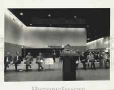1983 Press Photo Mayor speaks at World's Fair Louisiana Dedication on Front Stre picture