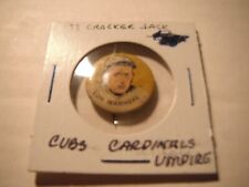 Lon Warneke 1933 Cracker Jack Vintage Pinback Cardinals Cubs Umpire picture