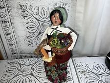 BYERS CHOICE VINTNER WOMAN WOODEN DUCK EXCLUSIVE HOLDING GRAPES & BASKET RARE picture