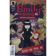 Emily and the Strangers: Breaking the Record #1 in NM. Dark Horse comics [c. picture