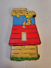 VINTAGE SNOOPY & WOODSTOCK ON DOGHOUSE LIGHTSWITCH LIGHT SWITCH PLATE Peanuts picture