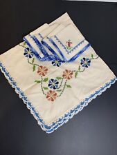 Beautiful Vintage Flower Cross Stitched Tablecloth +4 Napkins Set picture