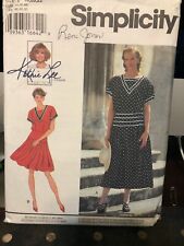 Simplicity pattern 9426 misses dress size Y 18, 20, 22  Kathy Lee collection picture