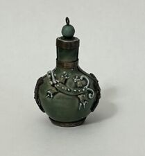 Vintage Chinese Jade Snuff Bottle - A Qing Dynasty Custom and Work of Art picture