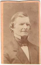 CIRCA 1860s CDV OLD MAN IN SUIT UPTURNED COLLAR CIVIL WAR ERA UNMARKED picture